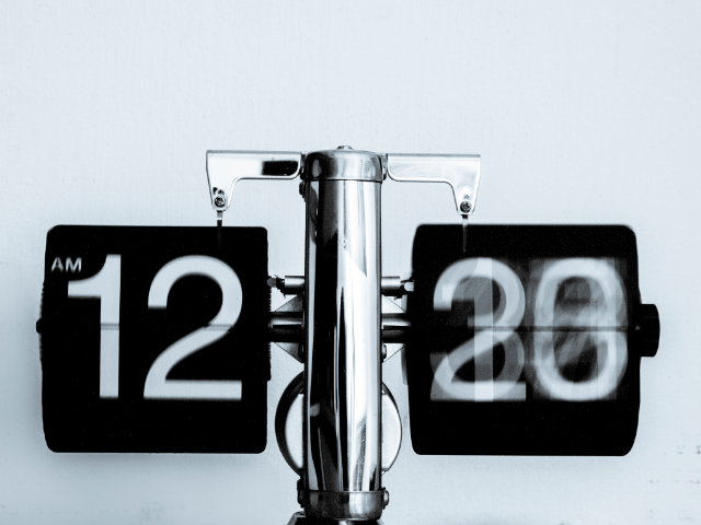 Kreative Geschenke mit KI zu Weihnachten erstellen – Ideen und Tools zum Ausprobieren. KI-Reihe 6: Wundertüte KI