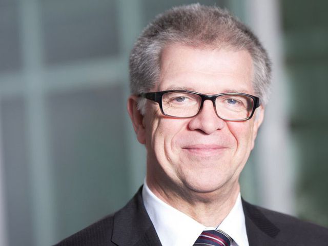 Wie verändern sich Unternehmen und Mitarbeiter? Führen in wechselhaften Zeiten.