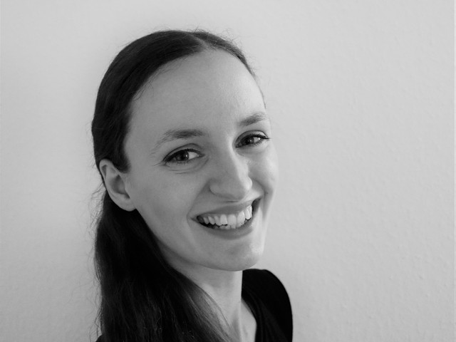 Unsere Haltung macht den Schmerz? Raus aus der Alltagshaltung - fit für’s Büro! Sommerakademie im Alummninetz