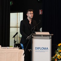 Max Kowalski, Fernstudium Grafik Design B.A.