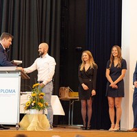 Buchpreisverleihung an die Jahrgagsbesten