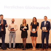 Buchpreisverleihung an die Jahrgagsbesten